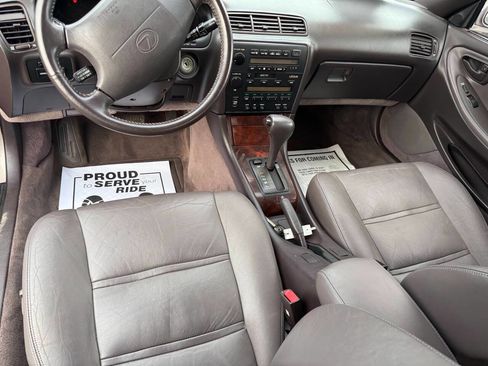Used 1992 Lexus ES 330 FWD image 13