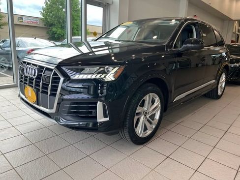 Used 2023 Audi Q7 3.0T Premium Plus AWD/4WD image 3