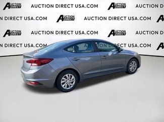 Used 2019 Hyundai Elantra SE video 3