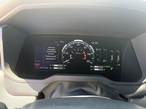 Used 2023 Toyota Tundra Platinum w/ Advanced Package AWD/4WD image 40