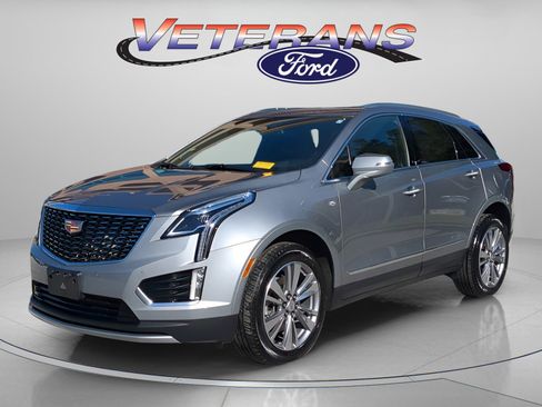 Used 2025 Cadillac XT5 Premium Luxury image 1