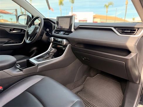 Used 2024 Toyota RAV4 XLE Premium image 22