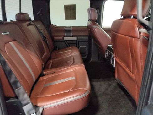 Used 2018 Ford F150 Platinum w/ Equipment Group 701A Luxury image 45