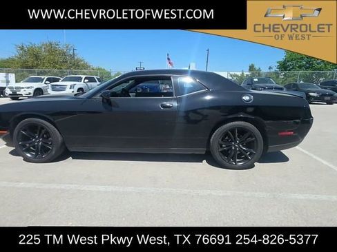 Used 2018 Dodge Challenger SXT w/ Blacktop Package image 1