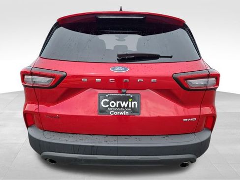 Used 2025 Ford Escape ST-Line Select AWD/4WD image 14