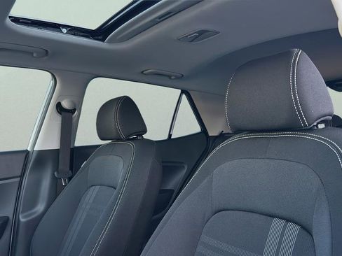 New 2026 Hyundai Venue SEL FWD image 15