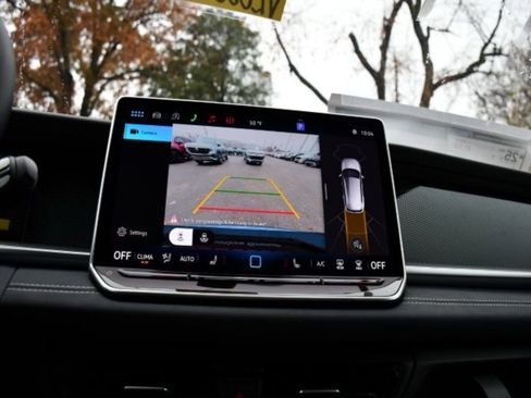 New 2026 Volkswagen Tiguan SE FWD image 14