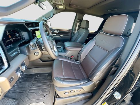 Used 2025 GMC Sierra 1500 Denali image 21