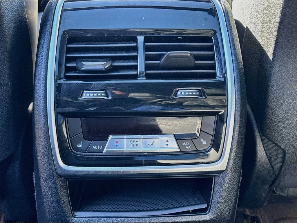 Used 2023 BMW X5 xDrive40i AWD/4WD image 26