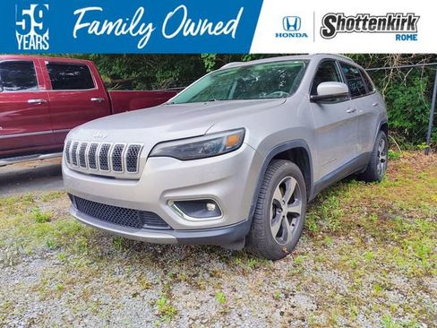 Used 2019 Jeep Cherokee Limited AWD/4WD image 1