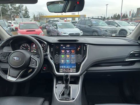 Used 2025 Subaru Outback Limited image 5