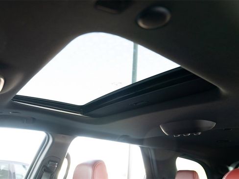 Used 2024 Dodge Durango SRT Hellcat image 27