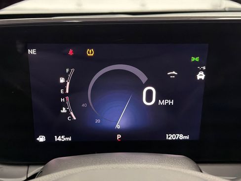 Used 2025 Buick Envista Avenir image 25