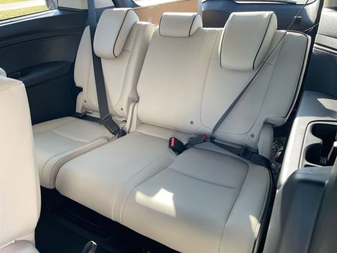 New 2026 Honda Odyssey Touring image 14