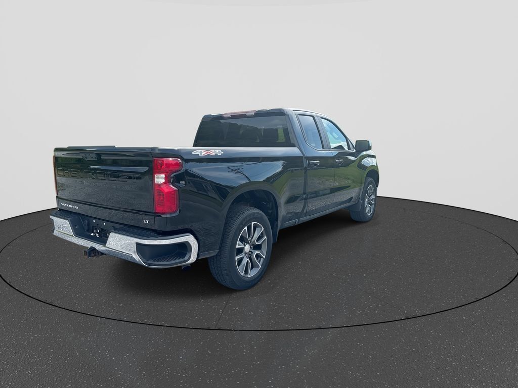 Used 2023 Chevrolet Silverado 1500 LT AWD/4WD image 8