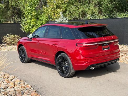 New 2025 Lincoln Corsair Grand Touring w/ Equipment Group 301A image 3