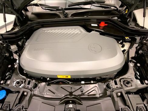 Used 2022 MINI Cooper SE image 9