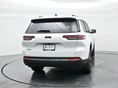 New 2025 Jeep Grand Cherokee L Laredo