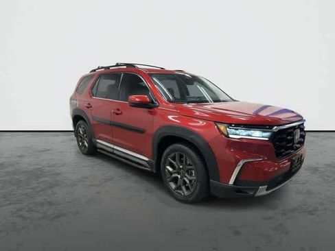 Used 2023 Honda Pilot Elite image 5
