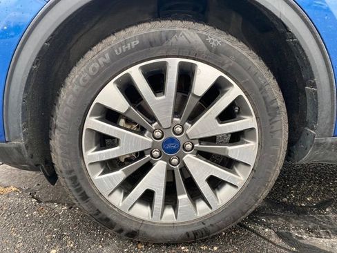 Used 2022 Ford Escape Titanium image 22