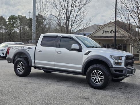 Used 2017 Ford F150 Raptor w/ Equipment Group 802A Luxury AWD/4WD image 5
