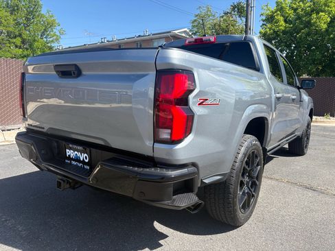 Used 2024 Chevrolet Colorado Z71 w/ LPO, Dark Essentials Package AWD/4WD image 5