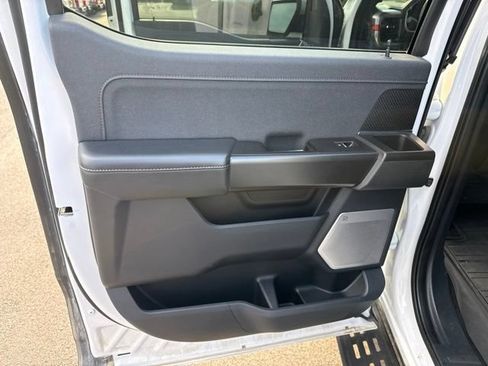 Used 2022 Ford F150 Raptor w/ Equipment Group 801A High AWD/4WD image 24