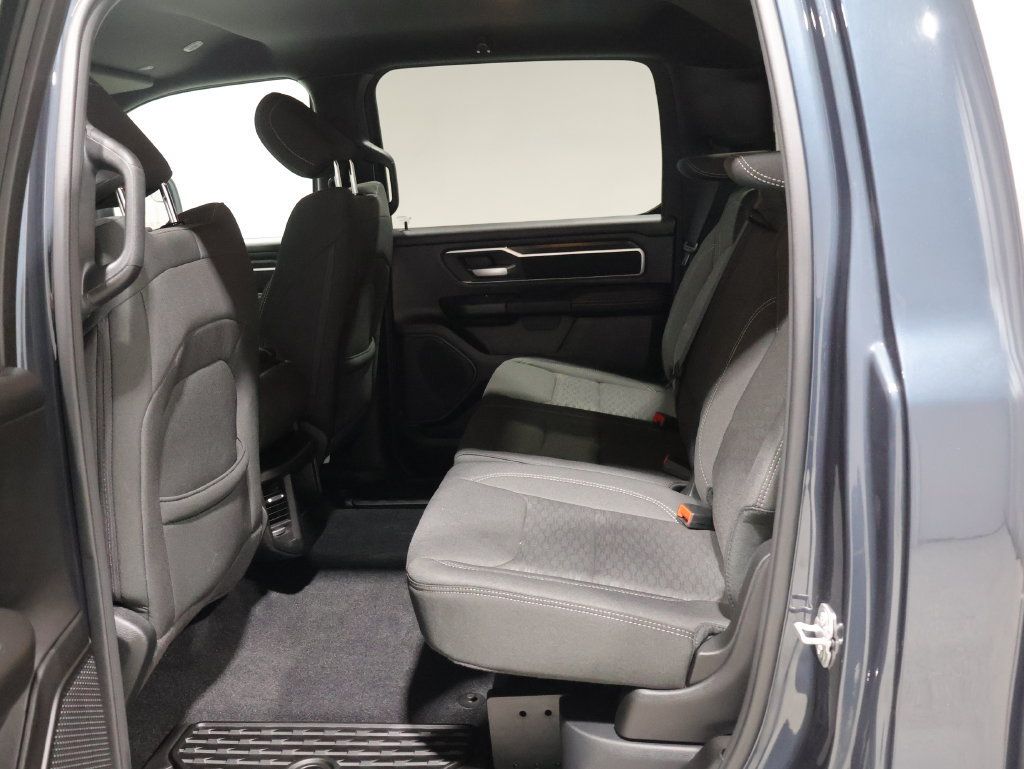 Used 2025 RAM 1500 Big Horn AWD/4WD image 17