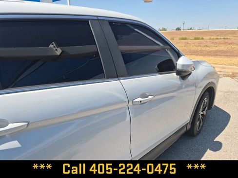 Used 2022 Mitsubishi Eclipse Cross SE FWD image 16