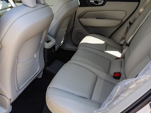 New 2025 Volvo XC60 T8 Plus w/ Protection Package Premier image 20