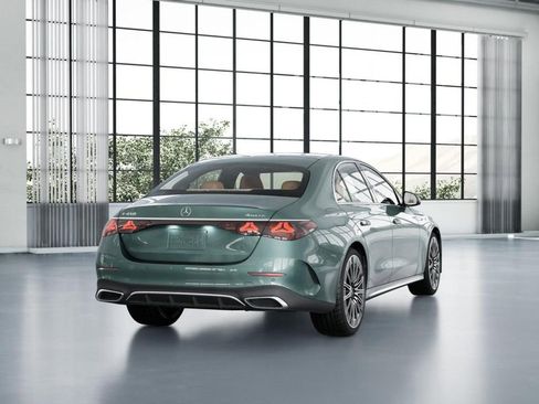 New 2026 Mercedes-Benz E 450 4MATIC Sedan image 23