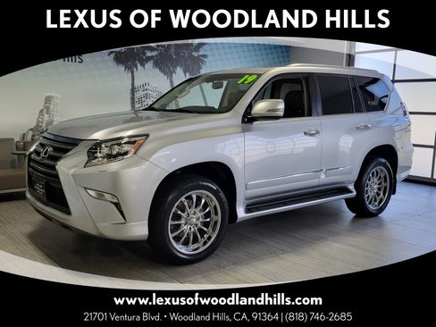Used 2019 Lexus GX 460 image 1