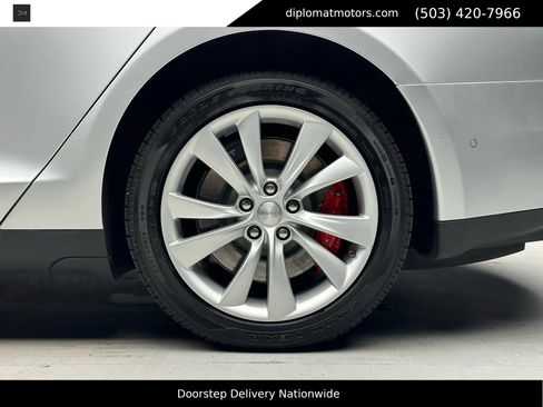 Used 2015 Tesla Model S P85D image 39