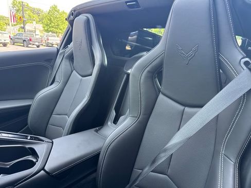 Used 2025 Chevrolet Corvette Stingray Coupe w/ Z51 Performance Package image 25