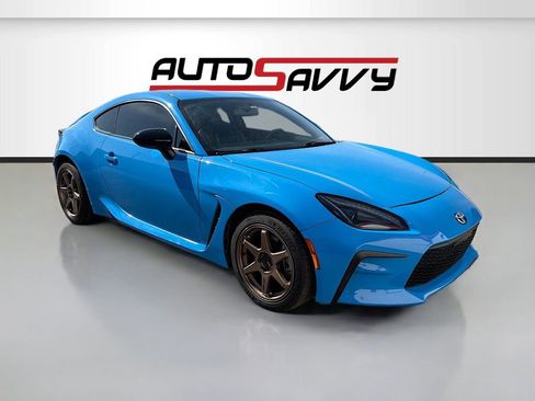 Used 2023 Toyota GR86 Premium w/ ALL Weather Mat Package (TMS) RWD image 1