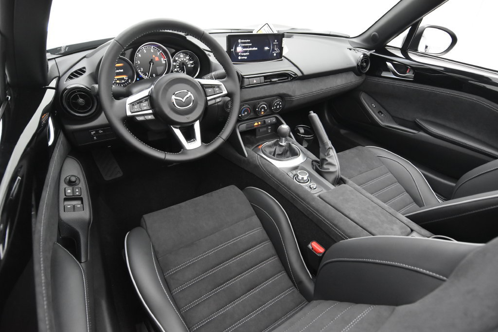 New 2026 MAZDA MX-5 Miata Club w/ Brembo/BBS/Recaro Package RWD image 31