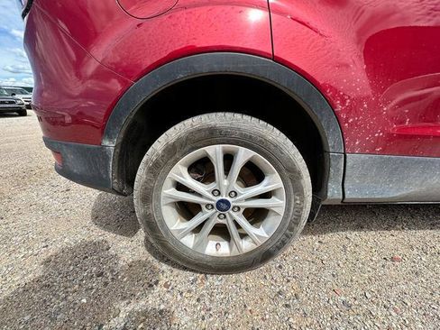 Used 2017 Ford Escape SE AWD/4WD image 16