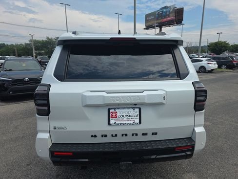 Used 2025 Toyota 4Runner TRD Sport Premium AWD/4WD image 6