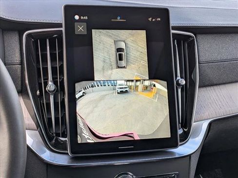 New 2026 Volvo XC90 B6 Ultra w/ Protection Package image 15