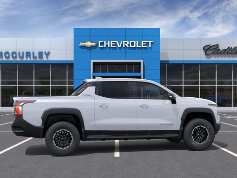 New 2026 Chevrolet Silverado EV Trail Boss w/ Premium Package AWD/4WD image 5