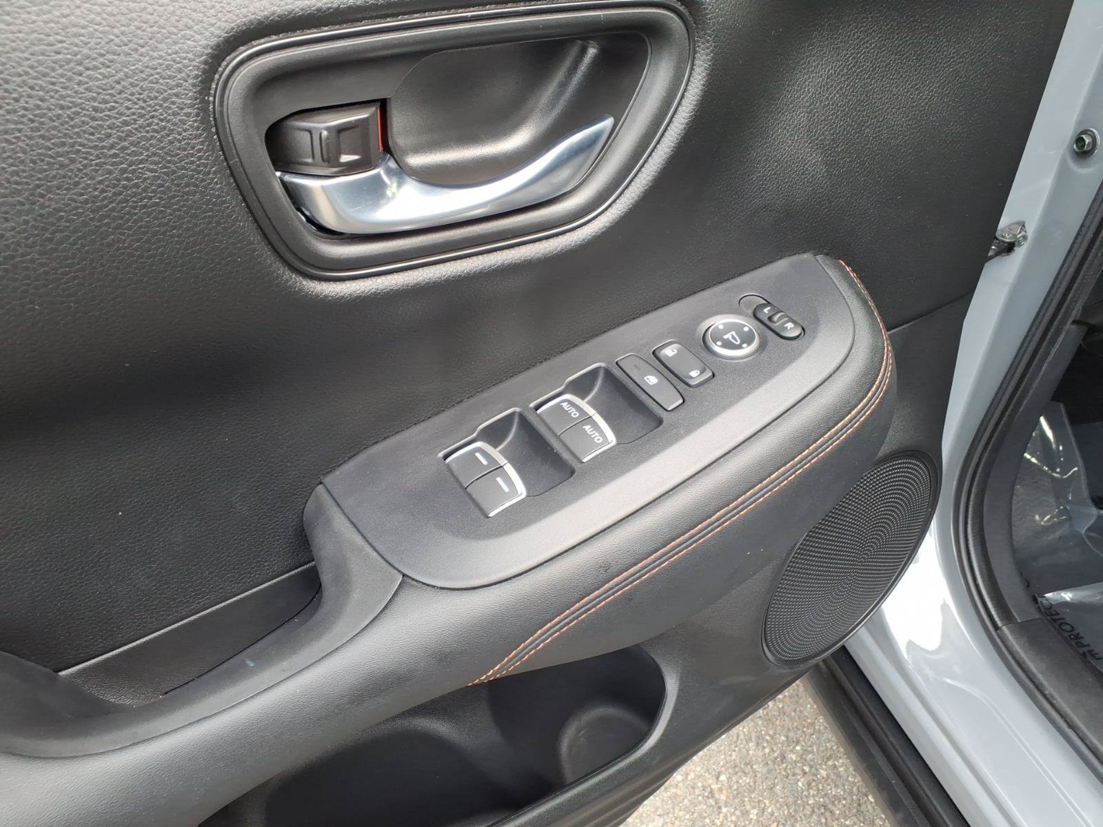 Certified 2024 Honda HR-V Sport image 16