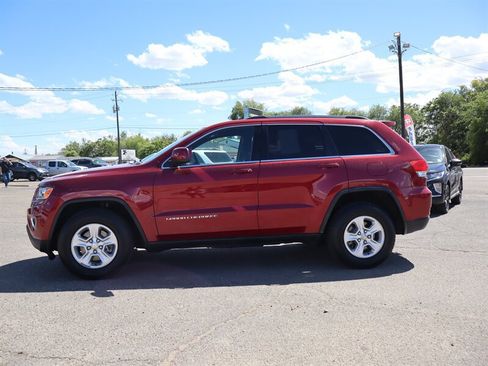 Used 2014 Jeep Grand Cherokee Laredo w/ Quick Order Package 23E AWD/4WD image 25