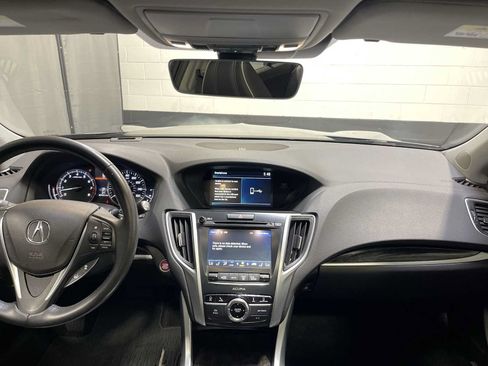 Used 2018 Acura TLX w/ Technology Package FWD image 10