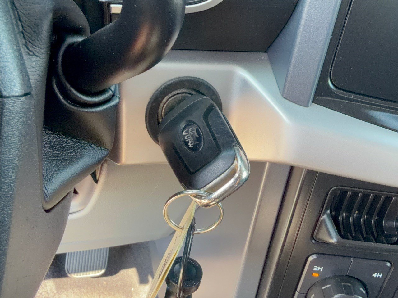 Used 2023 Ford F150 4x4 SuperCrew image 20