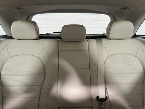 Used 2021 Mercedes-Benz GLC 300 image 14