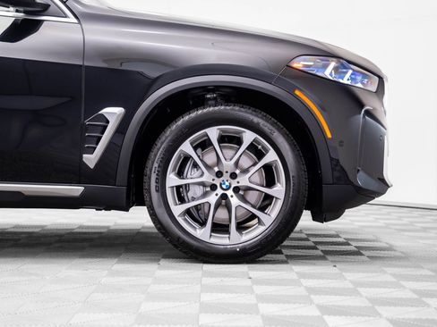 New 2026 BMW X5 xDrive50e w/ Executive Package image 34