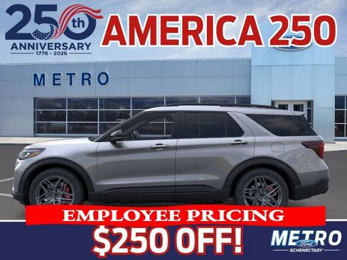 New 2026 Ford Explorer ST-Line w/ ST-Line Street Pack AWD/4WD image 4