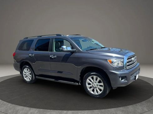 Used 2014 Toyota Sequoia Platinum AWD/4WD image 11