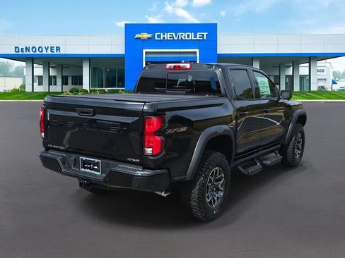 New 2026 Chevrolet Colorado ZR2 w/ Technology Package AWD/4WD image 8
