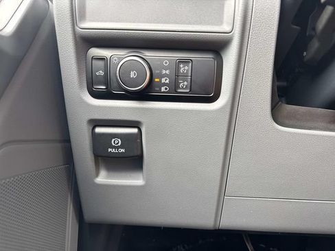 Used 2024 Ford F150 XLT RWD image 19